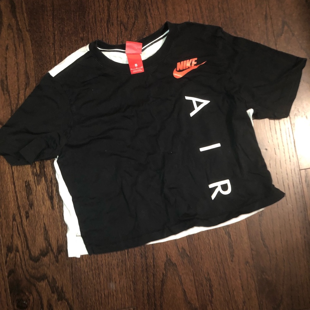 Nike Air Black and White Cropped Tee Womens M